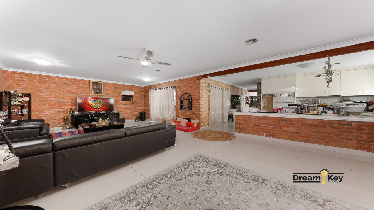 202 Roberts Rd, Greenacre, NSW 2190