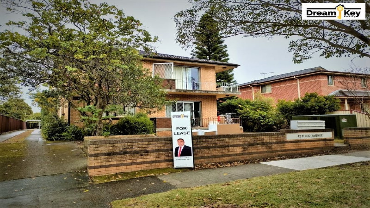Spacious Two Bedroom Unit